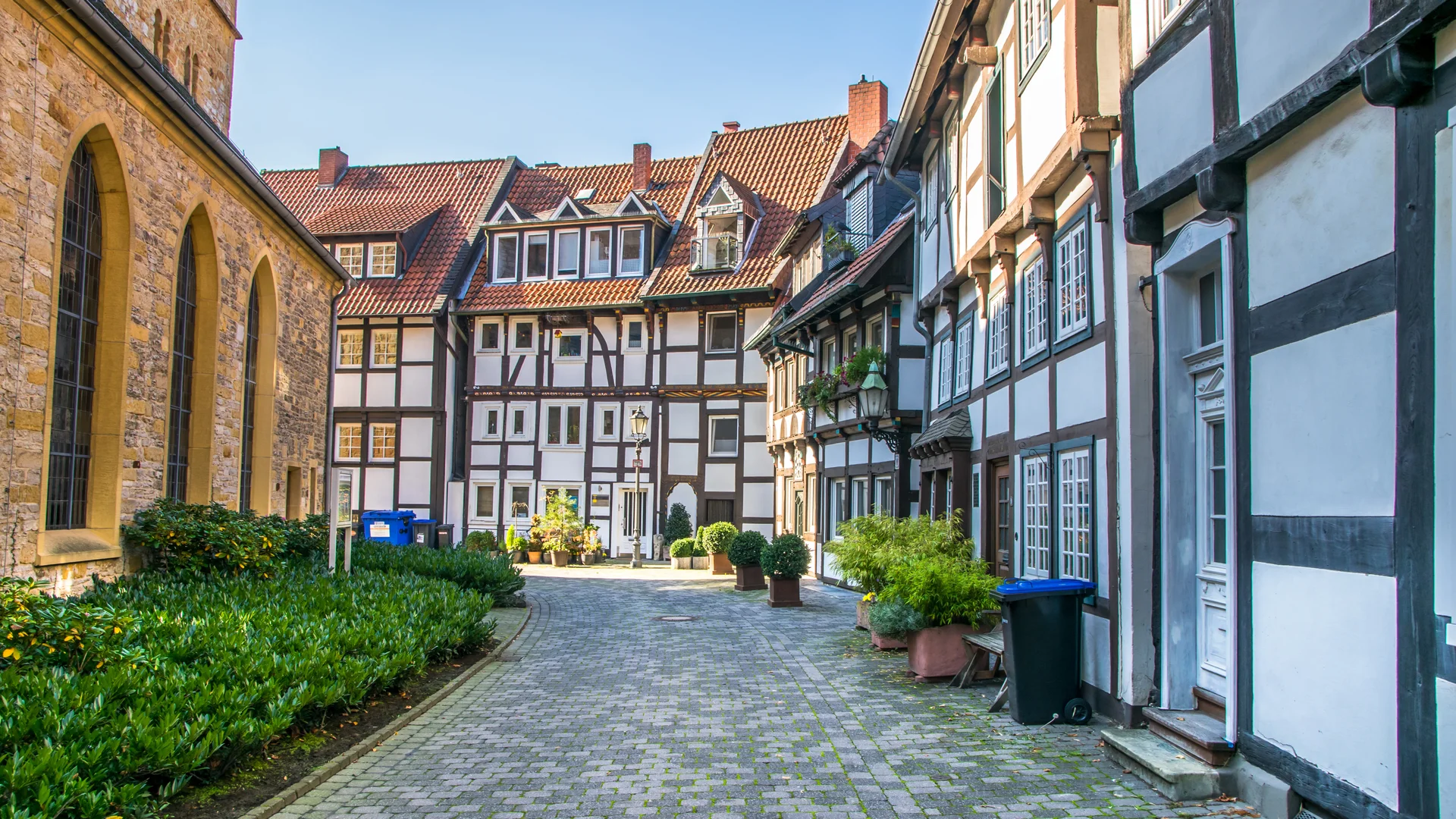 GENO Immobilien – Ihr Immobilienmakler in Bielefeld für Altbau, Innenstadt, Kaufen, Mieten und Neubauprojekte