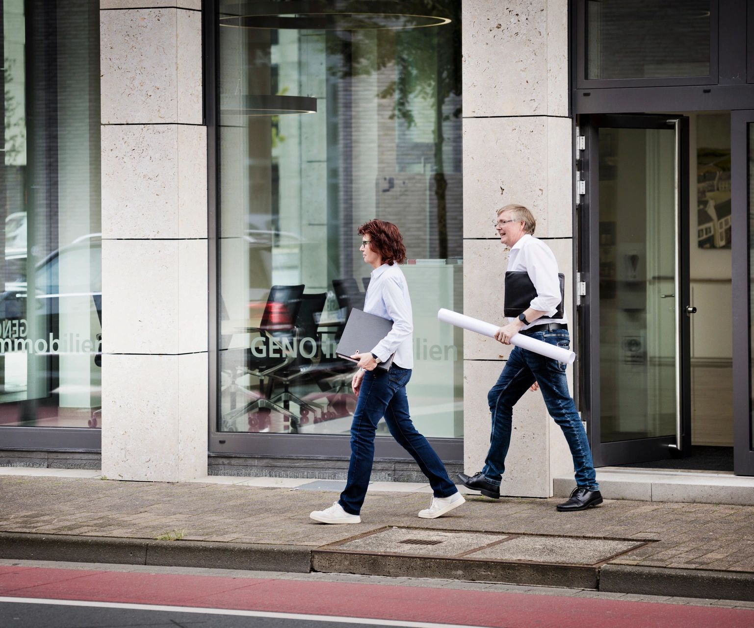Immobilienexperten von GENO unterwegs zu einem Ortstermin